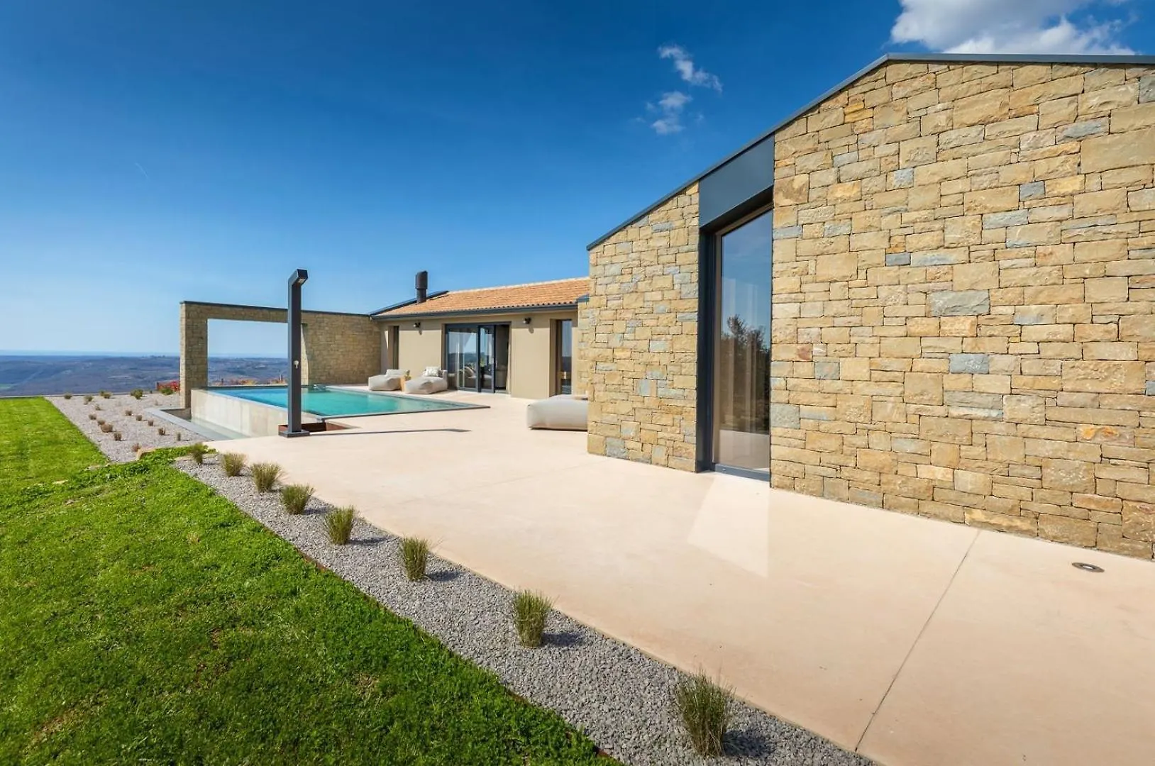 Villa Rea location